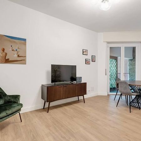 Easylife - Cozy & Comfy Apt In Design District ميلان المظهر الخارجي الصورة
