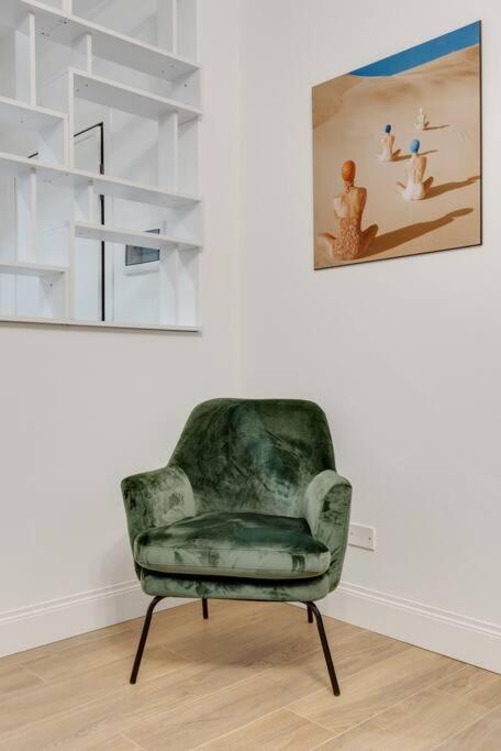 Easylife - Cozy & Comfy Apt In Design District ميلان المظهر الخارجي الصورة